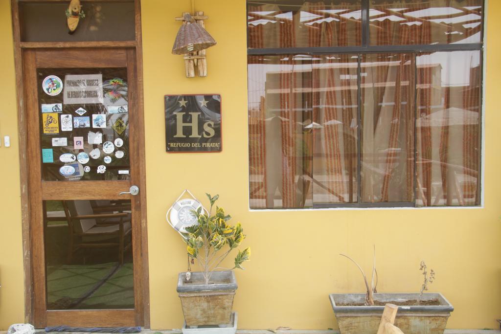 Refugio Del Pirata Hostel Paracas מראה חיצוני תמונה